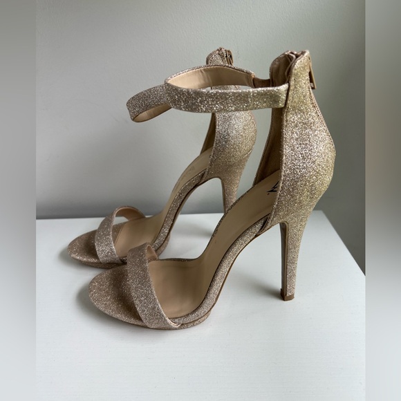 Windsor champagne gold glitter special occasion/prom/homecoming/wedding heels - Picture 4 of 14